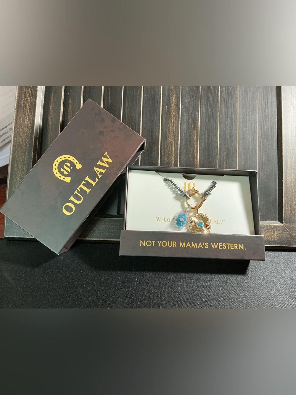 Bomb Party Outlaw “Don’t Chase Me” NK30186